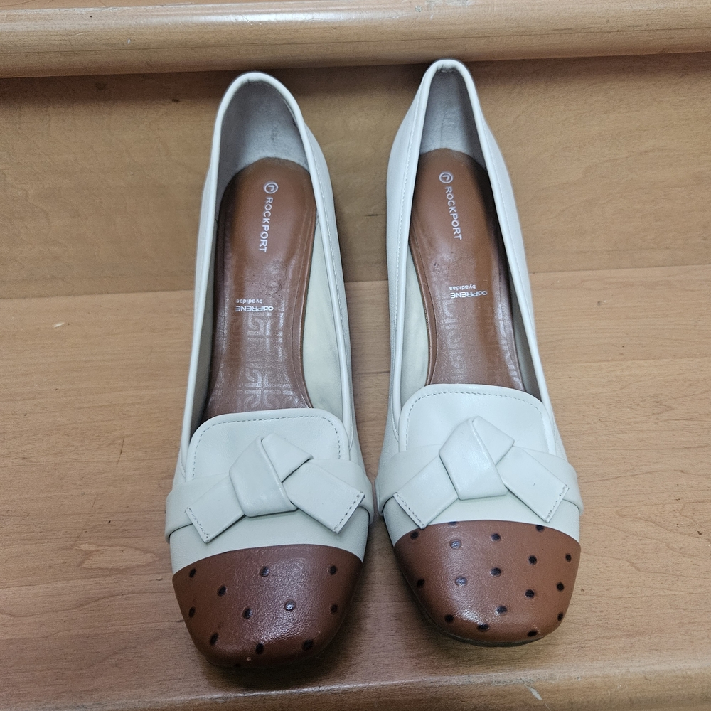 Elegant Two-Tone Women's Pumps - Picture 2 of 6